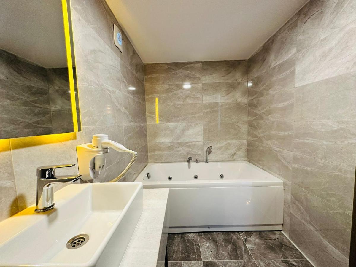 Nice Royal Suite Provincia di Provincia di Istanbul Esterno foto
